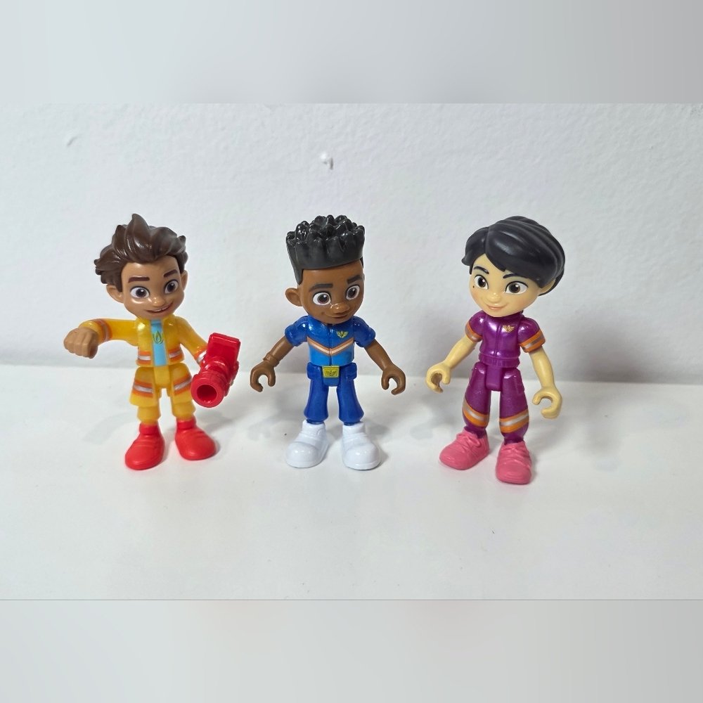 Disney Junior Firebuds Figures